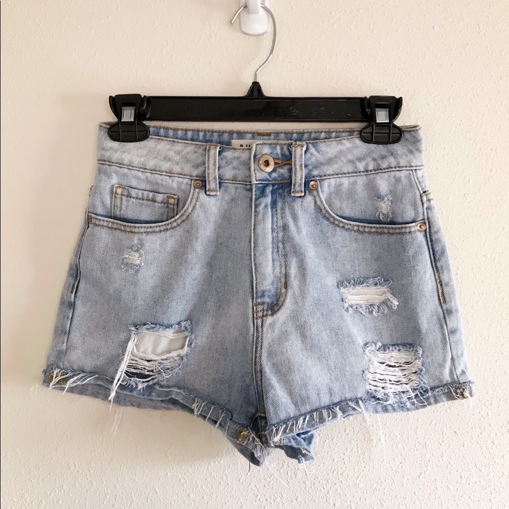 Bullhead high waisted denim shorts